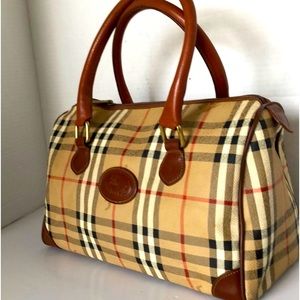 Authentic Vintage Model 1990 Monogram Nova Check Burberry Bag